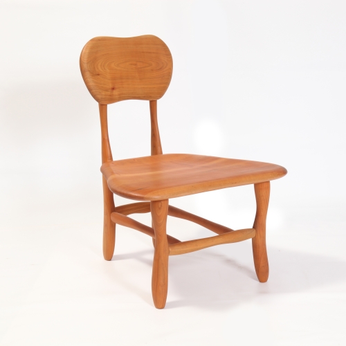 『有機的な像』飛騨産山桜製ダイニングチェアー